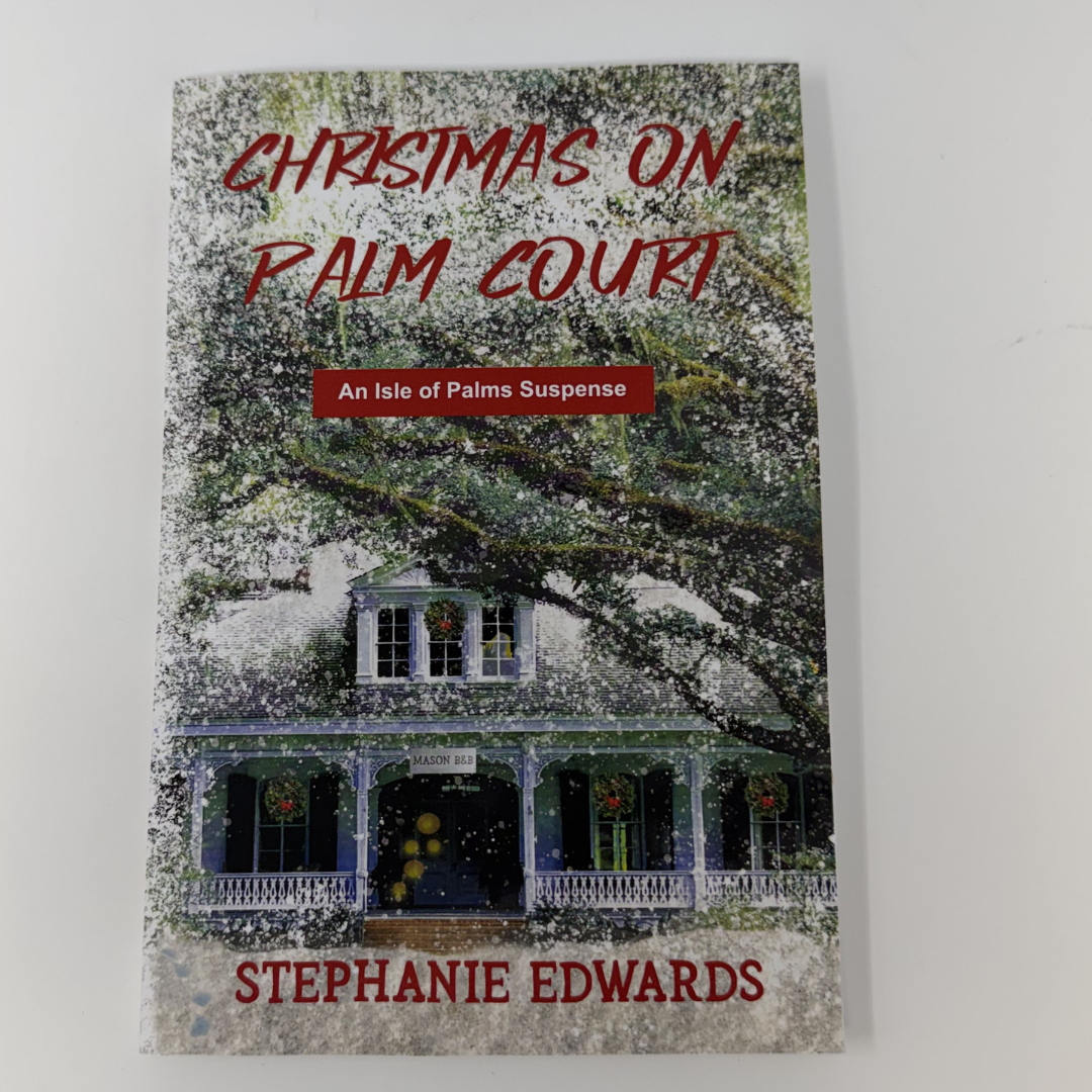 Book cover of 'Christmas on Palm Court' by Stephanie Edwards with a festive house and tree.